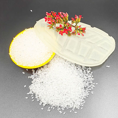 ความยืดหยุ่น สีดำ นำไฟฟ้า TPU โพลียูรีเทน วัตถุดิบเม็ด นำไฟฟ้า TPU