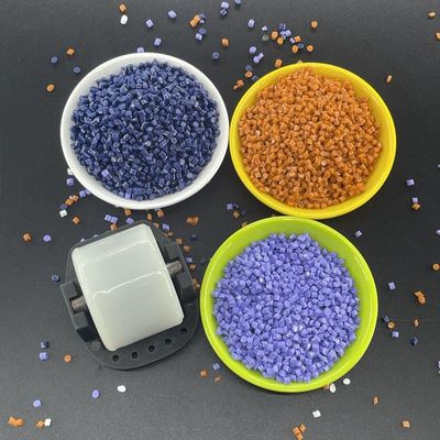 TPU Granule สําหรับการฉีดพิมพ์ เสริมด้วยเส้นใยกระจก ความแข็งแรง ป้องกันไฟและ UV Stabilizer สําหรับรองเท้าและอื่น ๆ