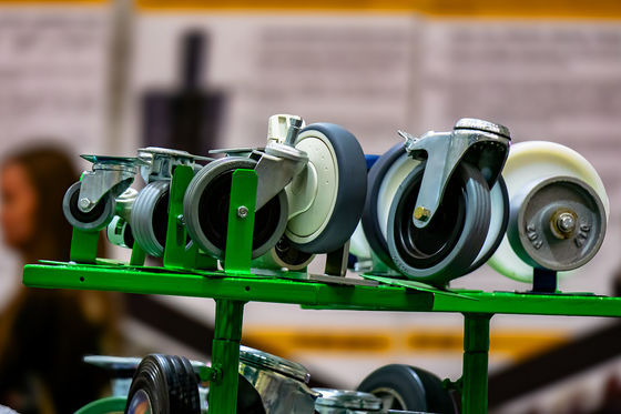 วงล้อ Castor Quay หลังค้าง วัสดุแท้ สายใย TPU ความแข็งแรงดี ความทนทานต่อไฮดรอลิสติก ความทนทานต่อสารเคมี วัสดุผิวข่วน