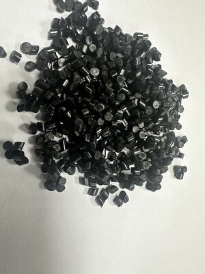 60A 80A มาตรฐานการรีไซเคิลระดับโลก GRS Certificate วัสดุ TPR สำหรับพื้นรองเท้าและพื้นรองเท้าด้านนอก ยืดได้ 600% ยางเทอร์โมพลาสติก