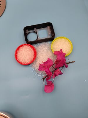 TPU ที่นําไฟ, TPU ที่นําไฟสูง, ทนต่อการสวมใส่ สําหรับเครื่องสวมใส่ที่ฉลาดและส่วนประกอบของอุปกรณ์เสริมอิเล็กทรอนิกส์